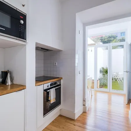 Апартаменты Dom Vasco 30 - Charm Flat With Garden By Belem