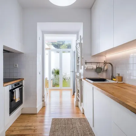 Апартаменты Dom Vasco 30 - Charm Flat With Garden By Belem